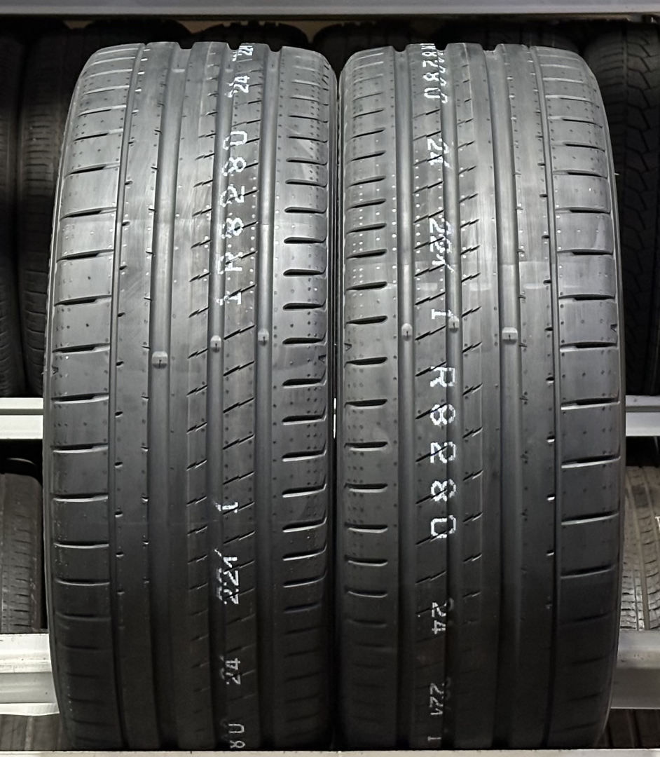 Yokohama ADVAN Sport V107 245/35R21 96 Y RPB