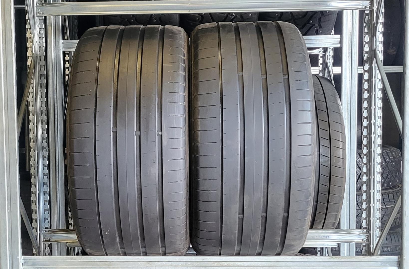 Yokohama ADVAN Sport V107 325/35R22 114 Y MO Suverehvid