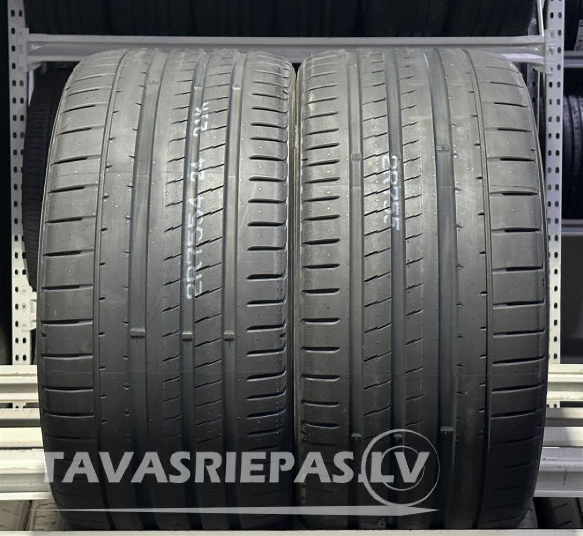 Yokohama ADVAN Sport V107 315/35R22 111 Y RP * Summer tires