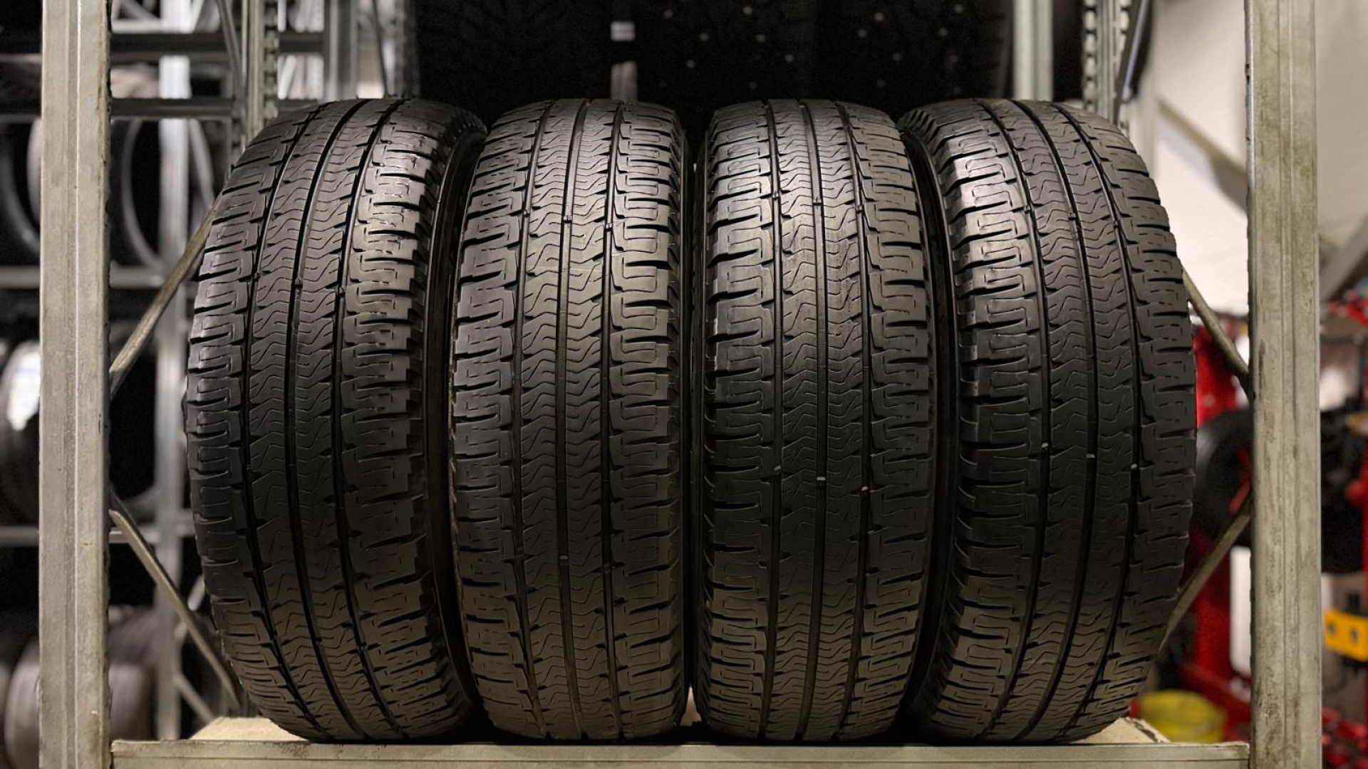 Michelin Agilis Camping 225/75R16C 116 Q