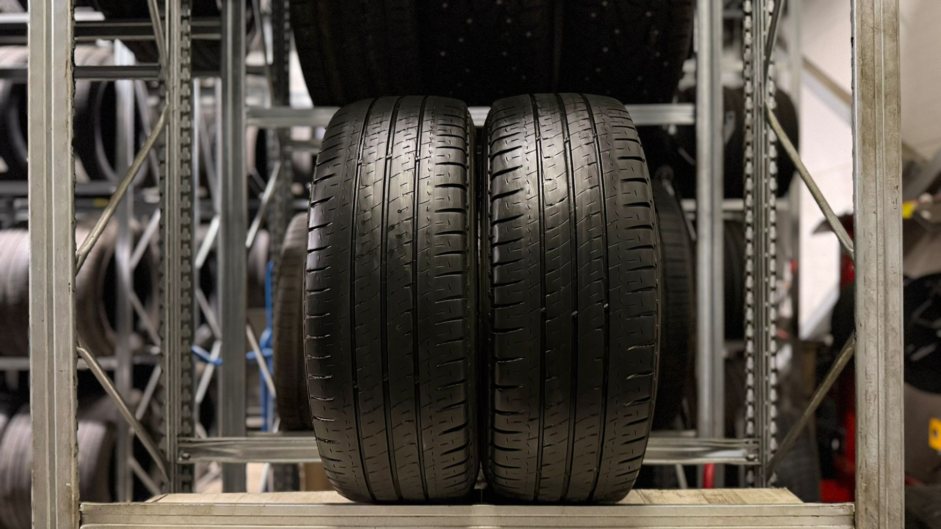 Michelin Agilis 225/65R16C 112/110 R Suverehvid