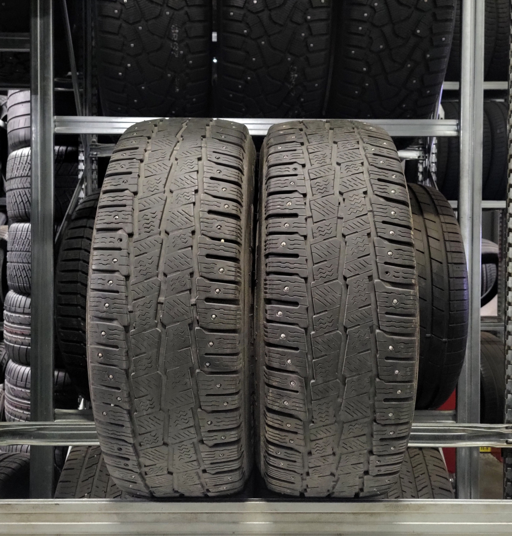 Michelin Agilis X-ice North 225/65R16C 112/110R Naast