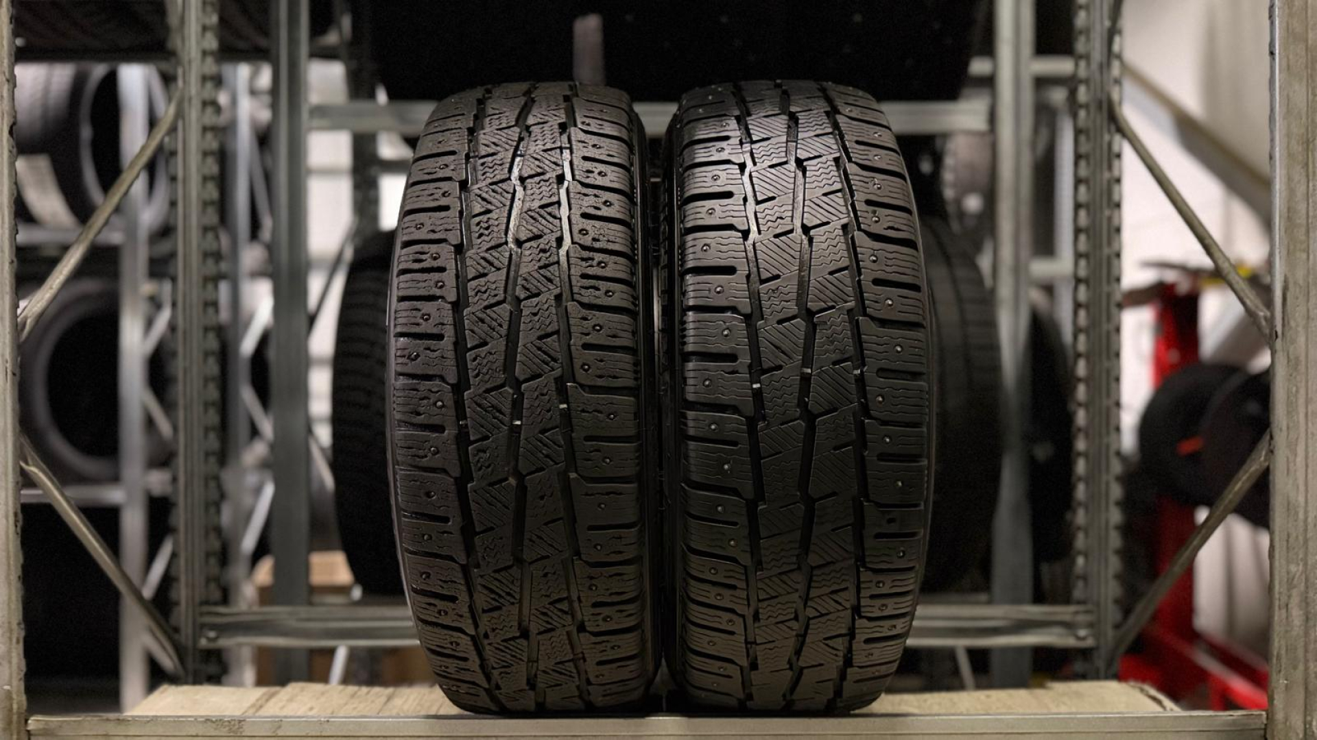 Michelin Agilis X-ice North 215/65R16C 109/107 R