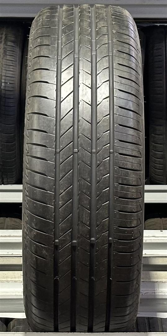 Bridgestone Alenza 001 225/65R17 102 H