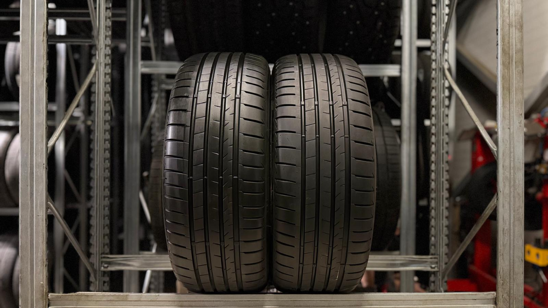 Bridgestone Alenza 001 235/55R18 100 W MOE