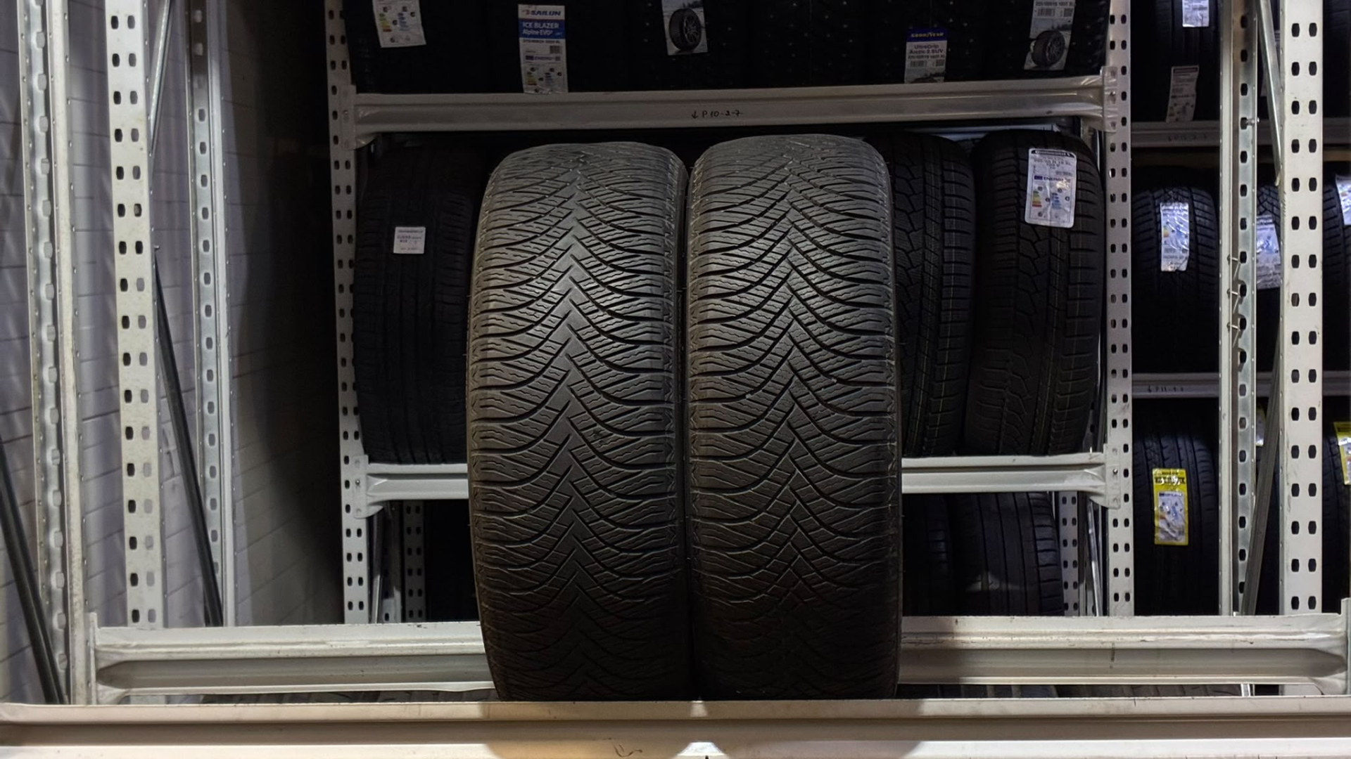 Goodride All Season Elite Z-401 215/45R18 93 W Всесезонные шины