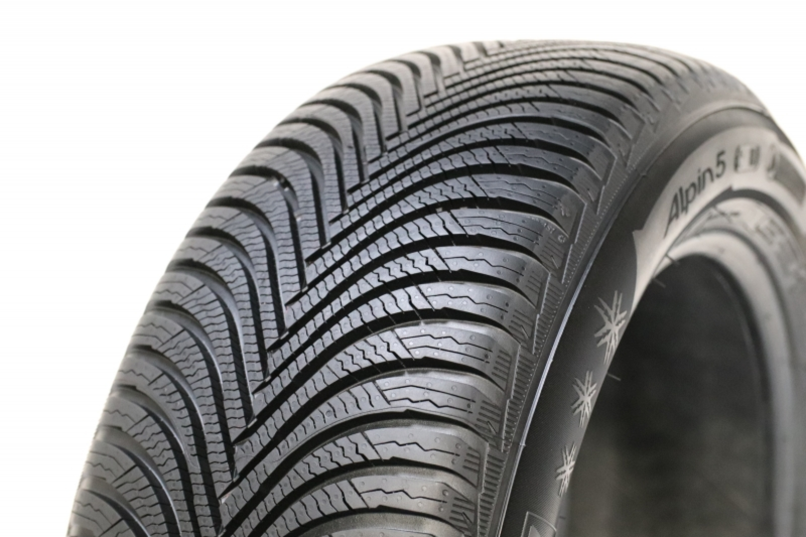 Michelin Alpin 5 ZP 225/55R17 97 H MOE Ламельные шины
