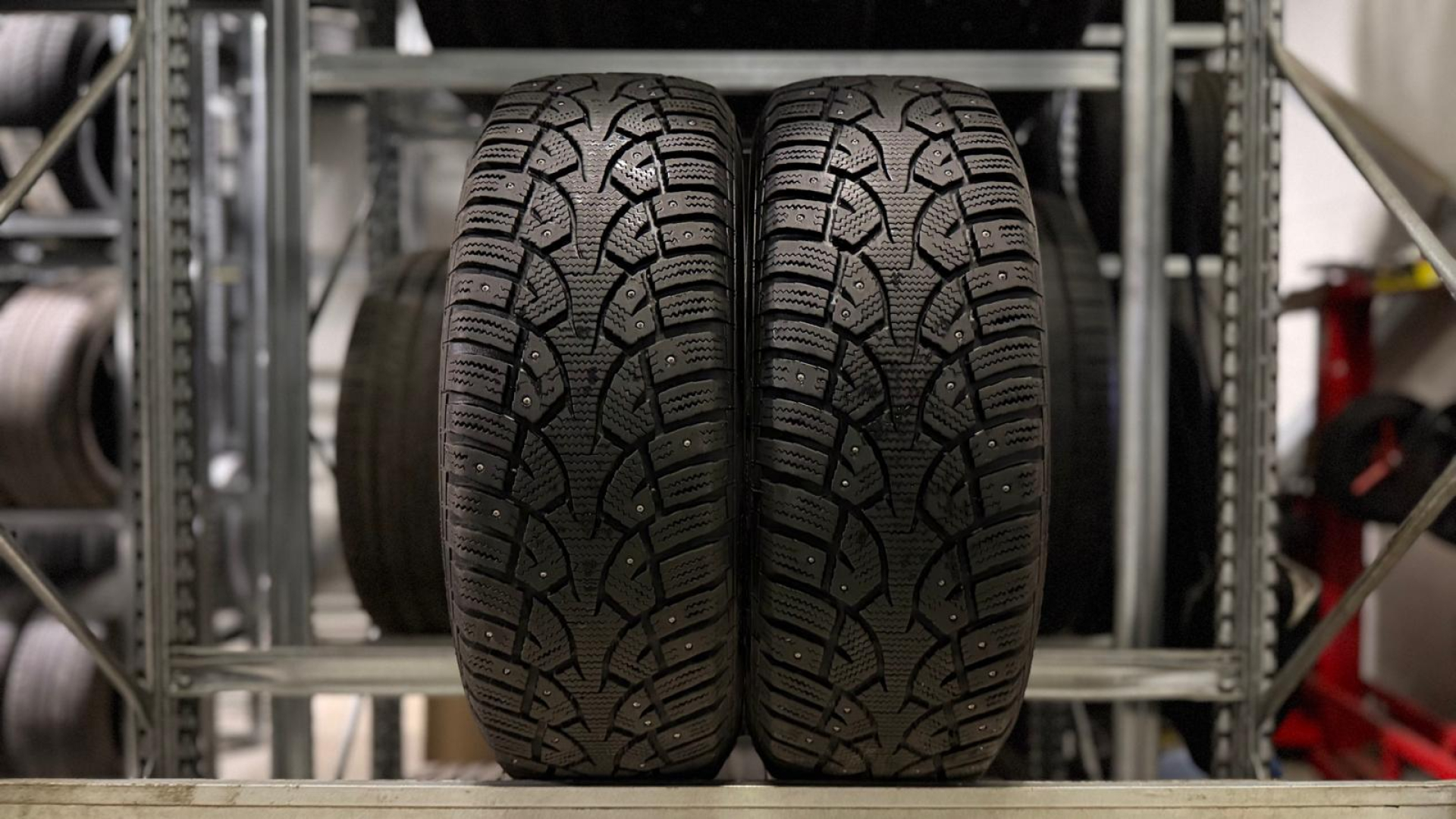 General Altimax Arctic 195/65R15 95 Q Шипованные шины
