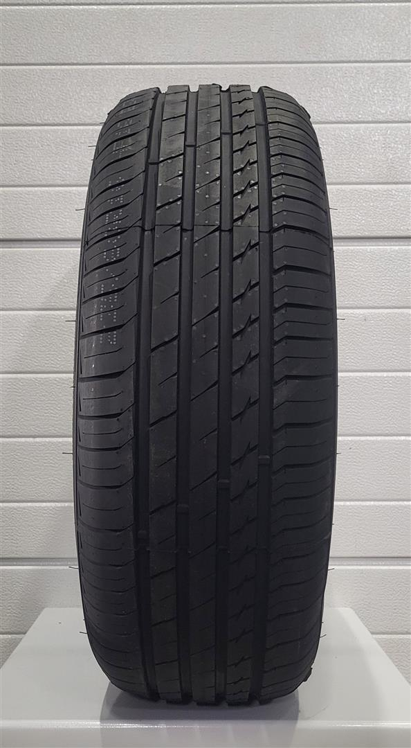 Sailun Atrezzo Elite 235/60R16 100 W