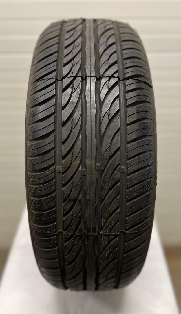 Sailun Atrezzo SH402 215/65R15 96 H Летние шины