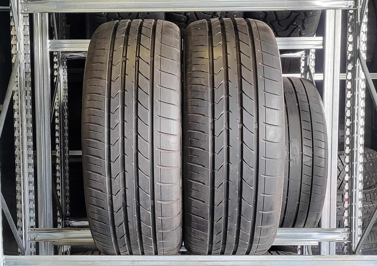 Atturo AZ850 275/45R21 110 Y Suverehvid