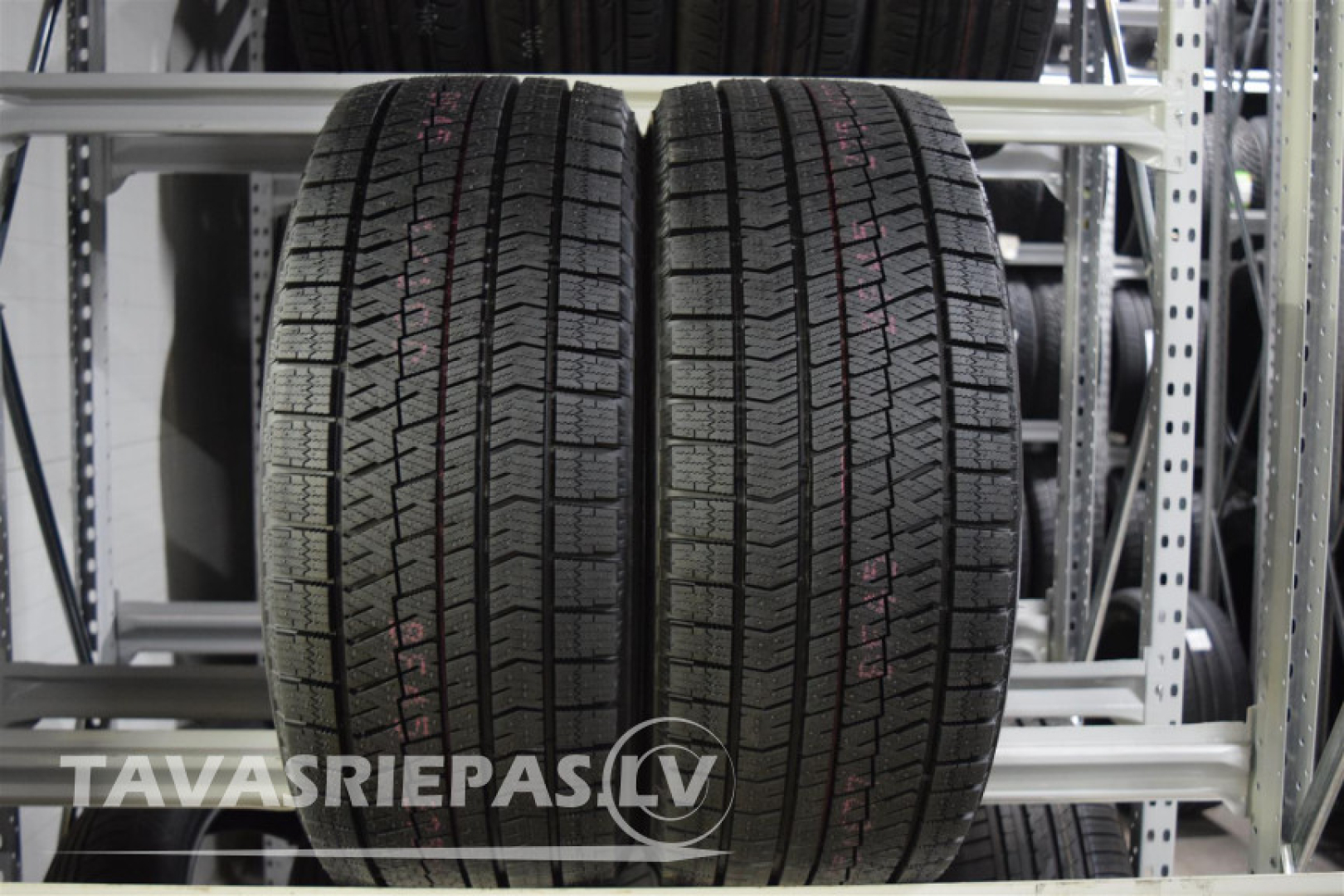 Bridgestone Blizzak ICE 245/45R19 98S Lamell