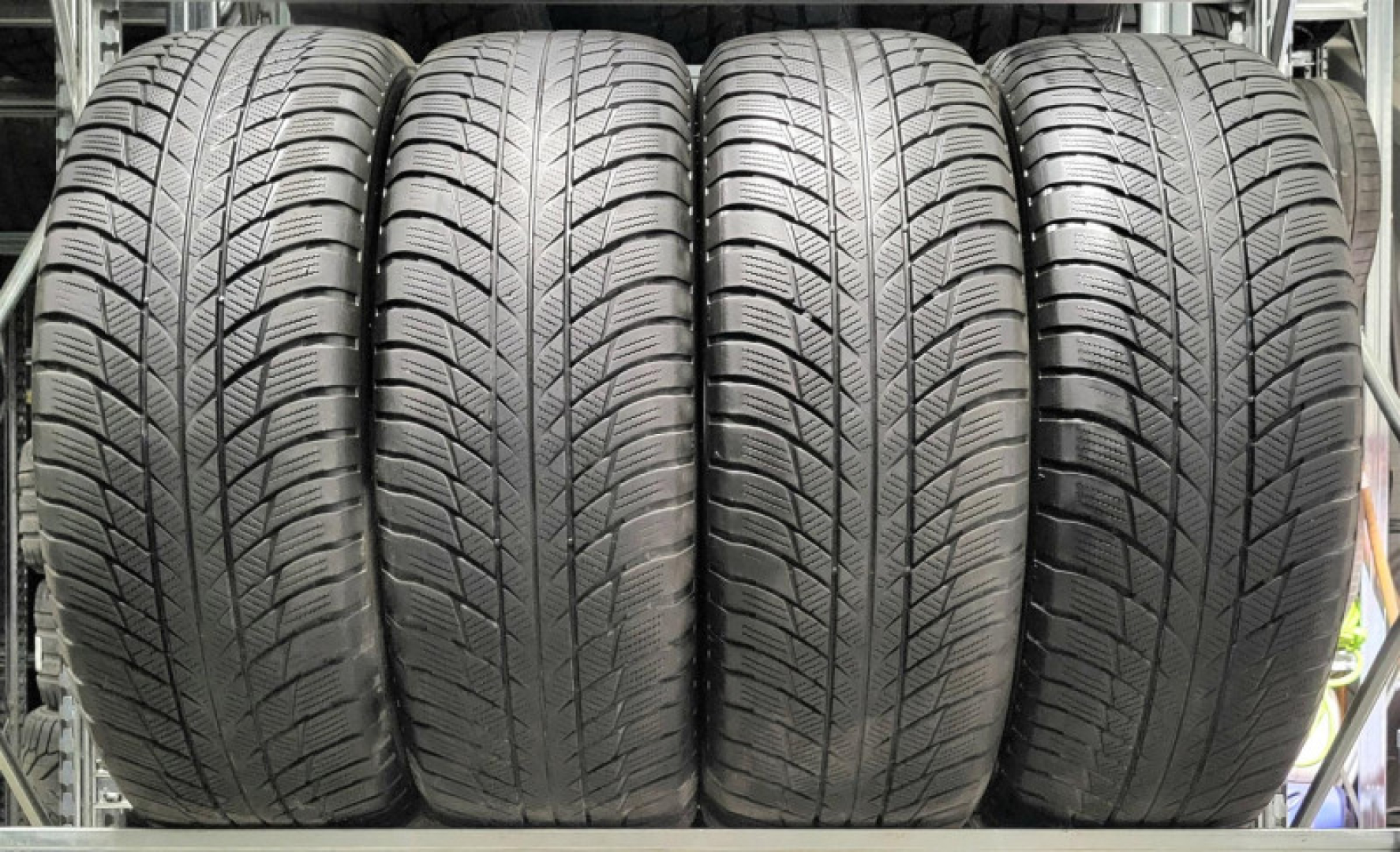 Bridgestone Blizzak LM001 225/50R17 94 H BMW Lamellrehvid