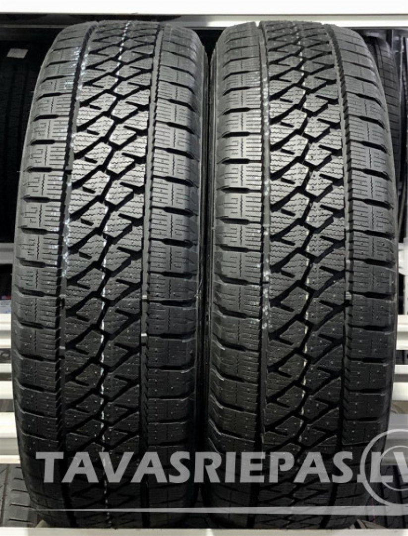 Bridgestone BLIZZAK W995 225/65R16C 112/110 R