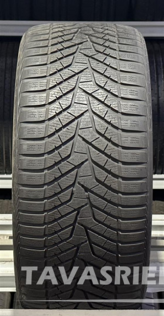 Yokohama BluEarth Winter V905 295/30R22 103 V