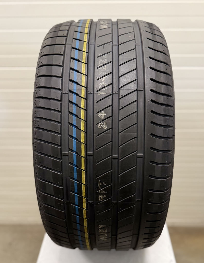 Bridgestone Alenza Sport A/S 275/50R19 112 V Summer tires