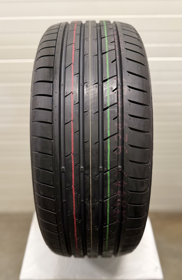 Bridgestone Potenza S001 245/40R21 96 Y LEXUS Летние шины