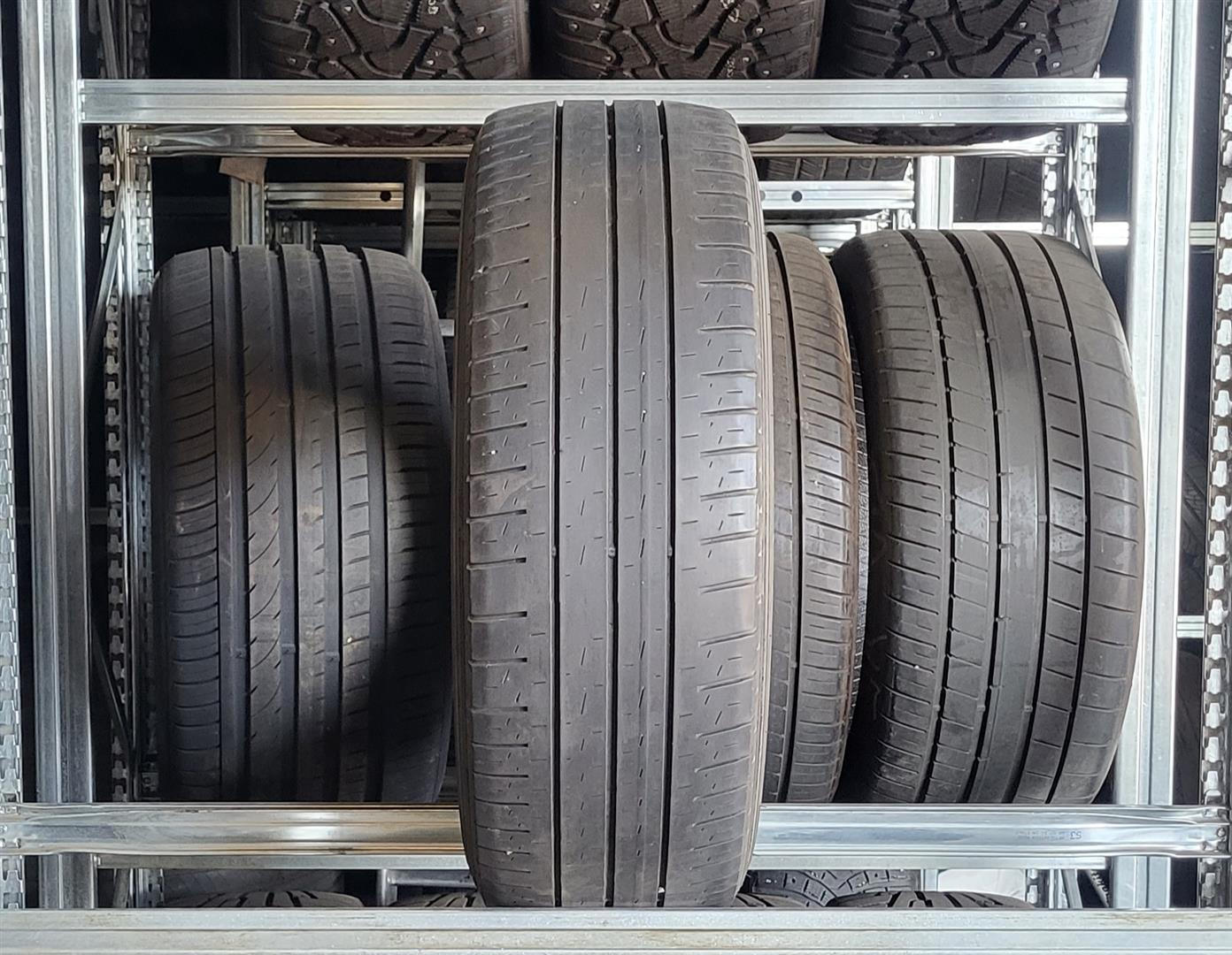 Pirelli Carrier 235/65R16C 115/113 R