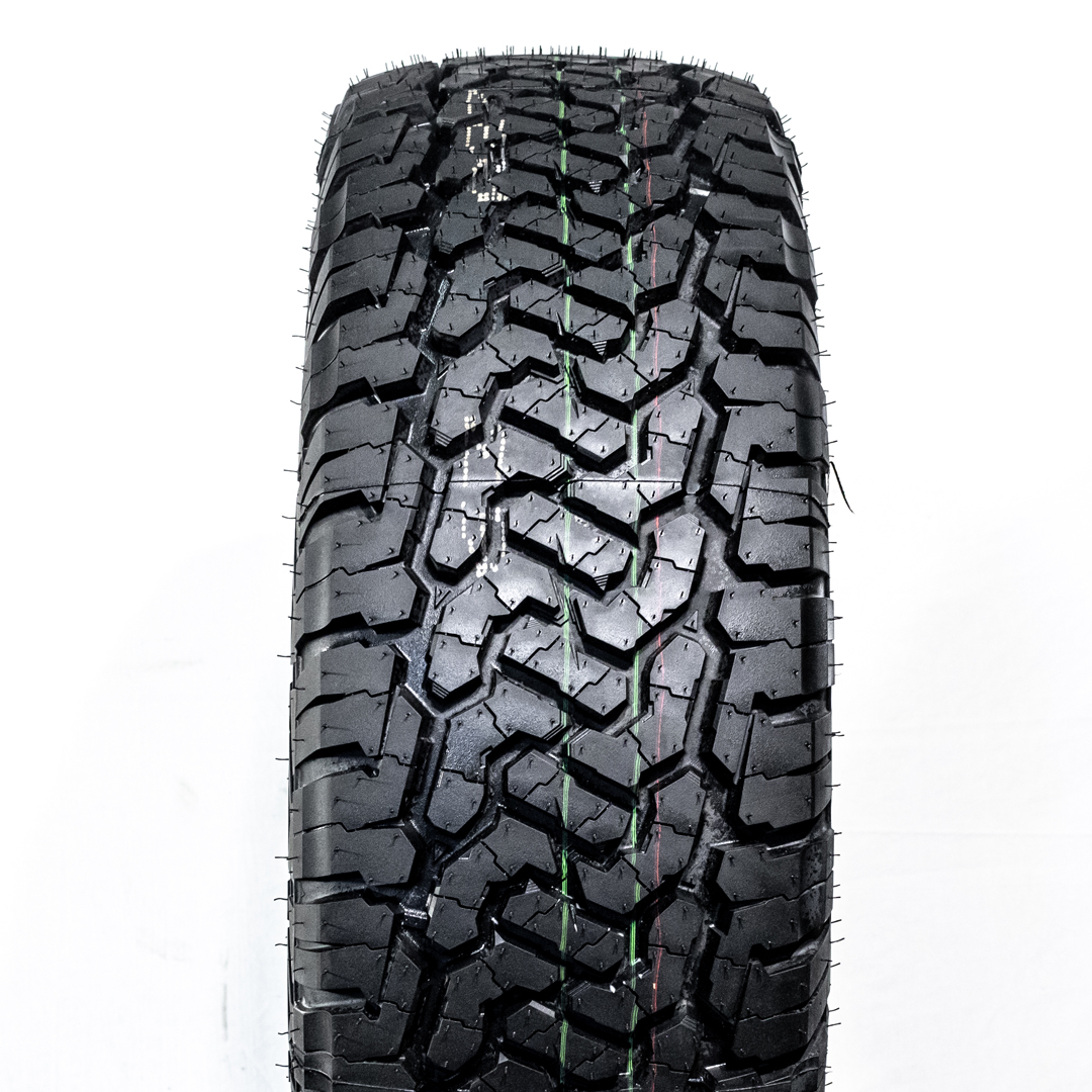 Comforser CF1100 275/70R18 125 S Всесезонные шины