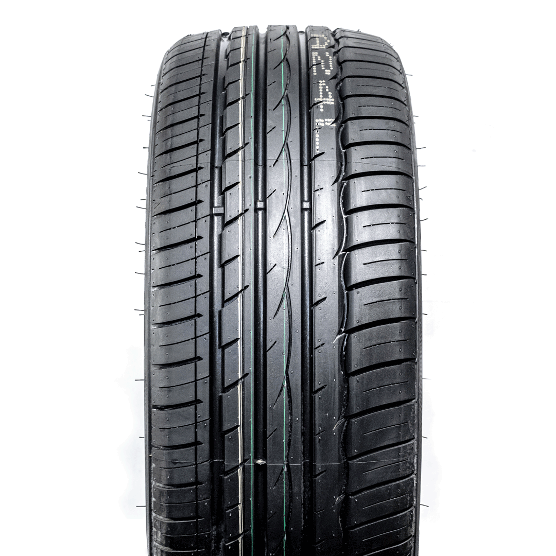 Comforser CF710 225/45R17 94 W Летние шины