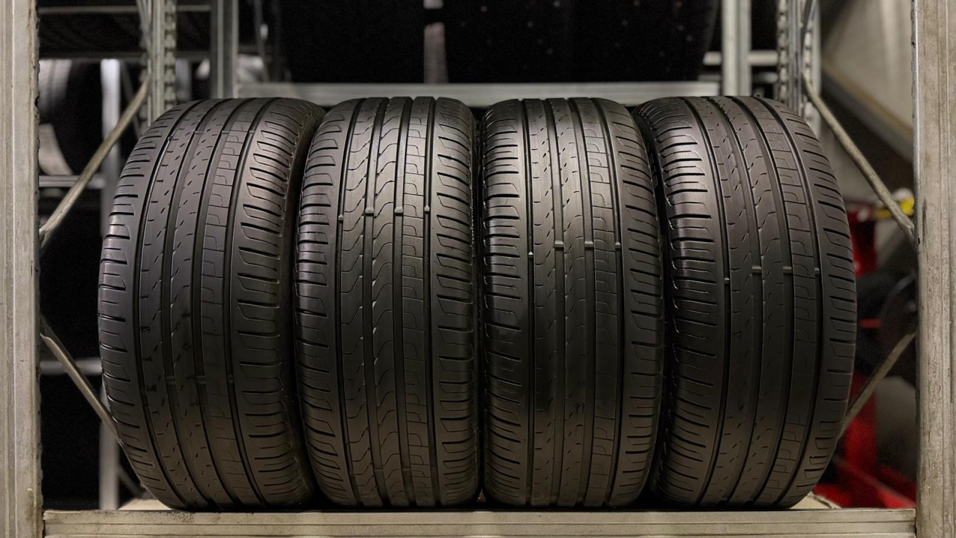 Pirelli Cinturato P7 215/45R18 89 V Suverehvid
