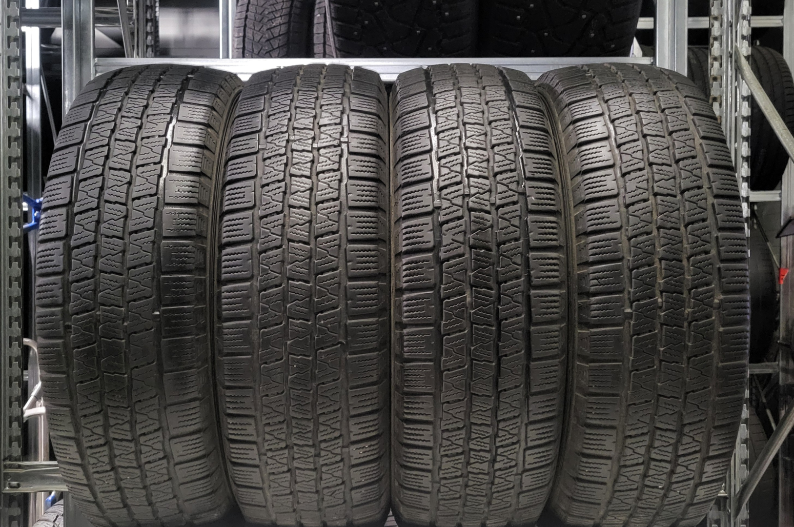 Comforser Cf360 205/65R16C 107/105 R