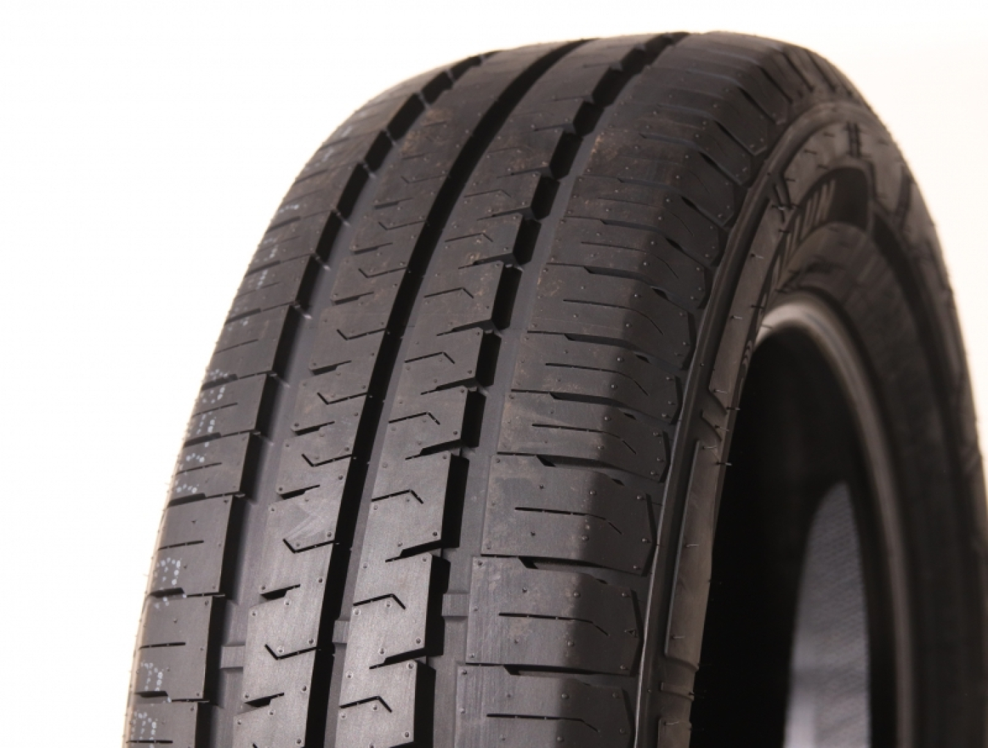 Sailun Commercio PRO DOT2023 195/60R16 99/97 H Летние шины