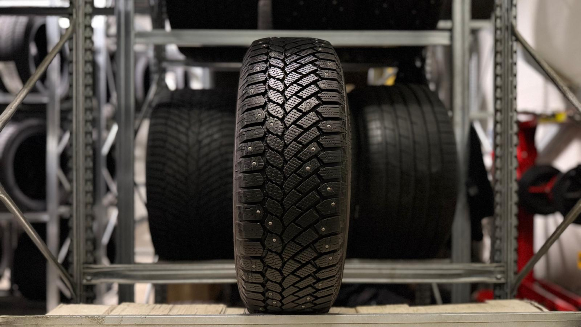 Continental Conti Ice Contact 195/65R15 95 T