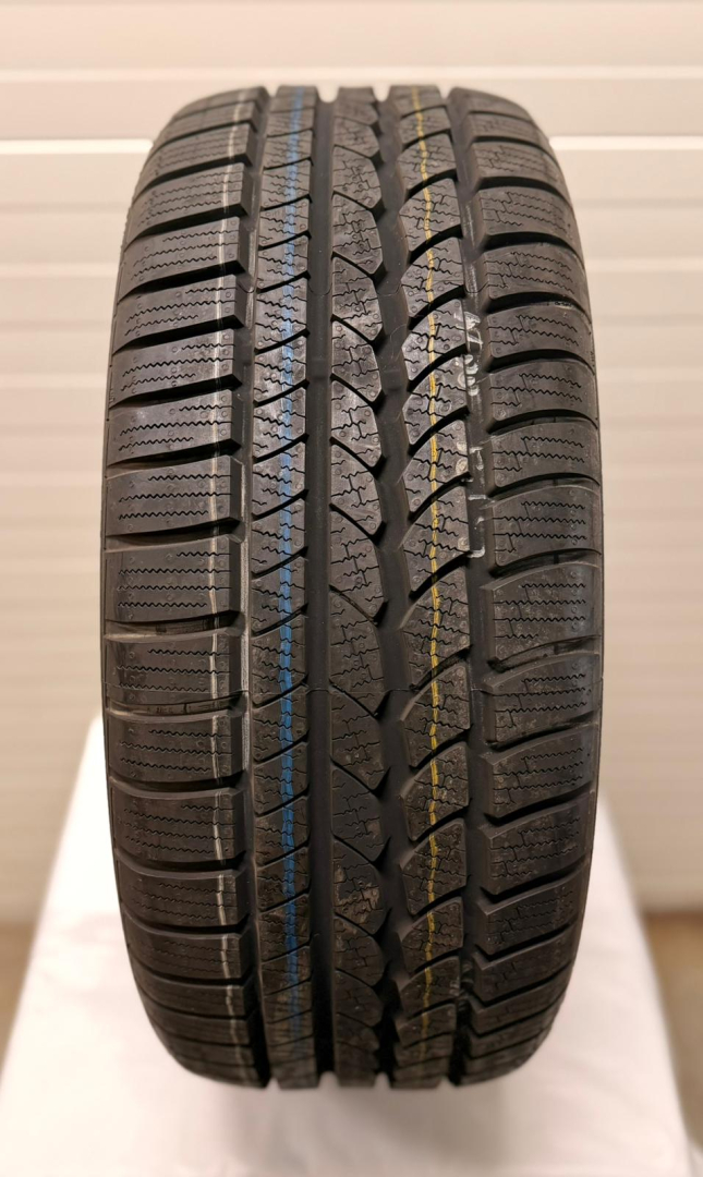 Continental Conti Winter Contact Ts790v 225/50R16 96 V Aastaringsed rehvid