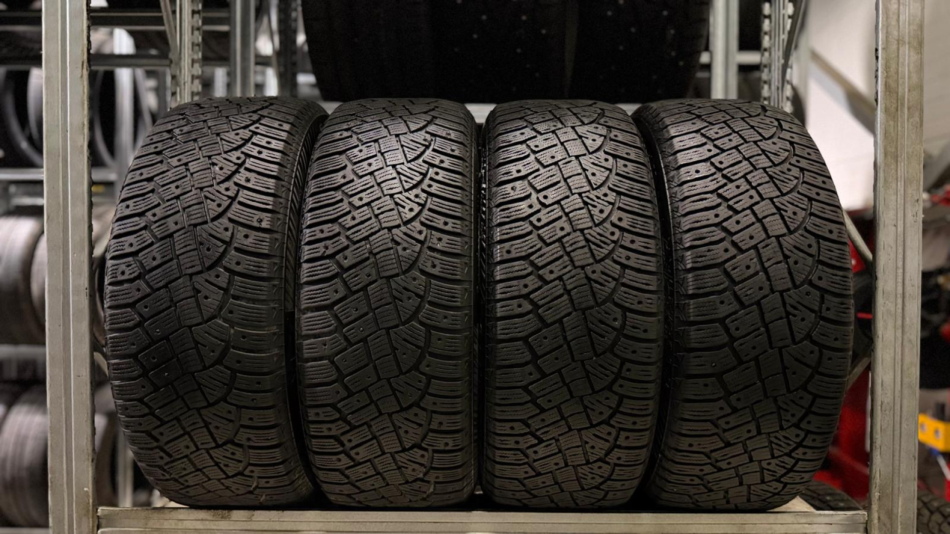 Continental IceContact 2 235/55R18 104 T Lamellrehvid