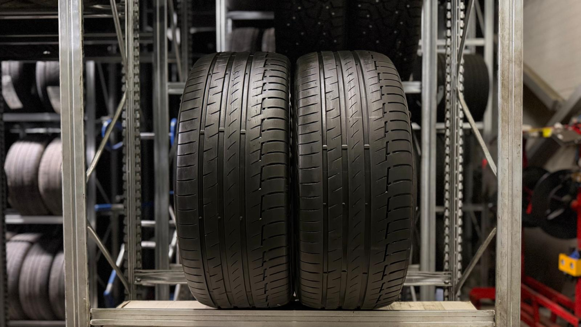 Continental PremiumContact 6 235/50R19 103 V Suverehvid