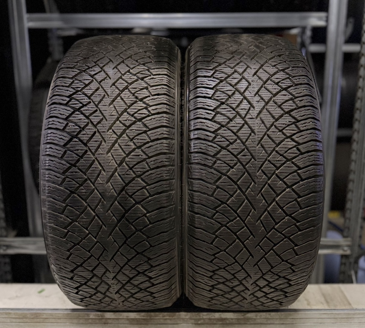 Continental VikingContact 7 205/60R16 96 T Lamellrehvid