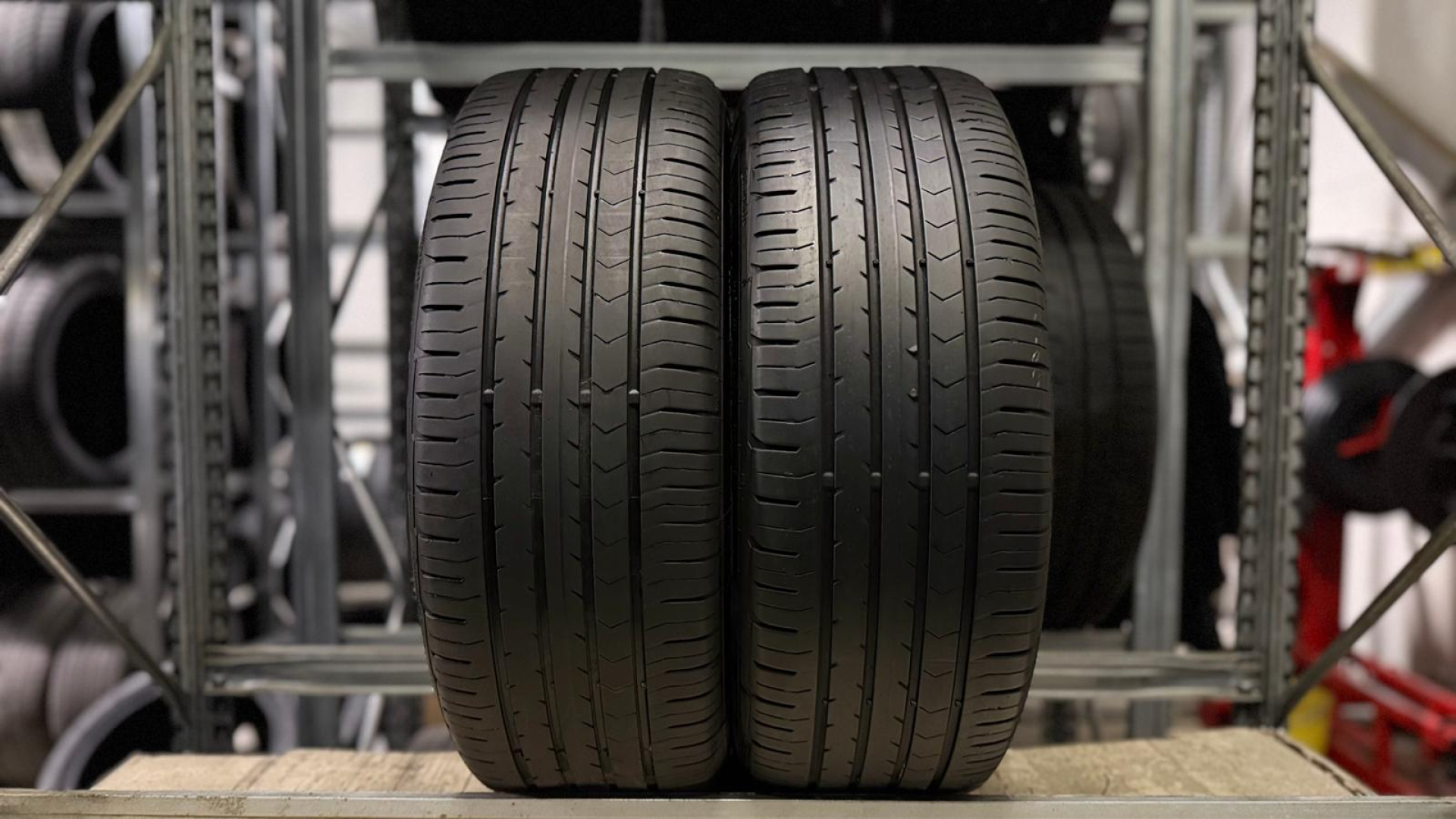 Continental ContiPremiumContact 5 225/55R17 97 Y AO Suverehvid