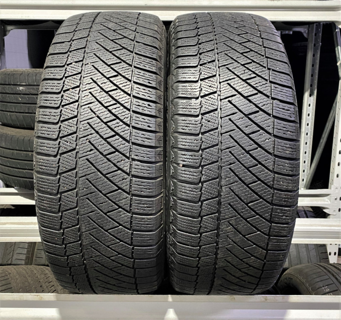 Continental ContiVikingContact 6 SUV 225/60R18 104 T Lamellrehvid