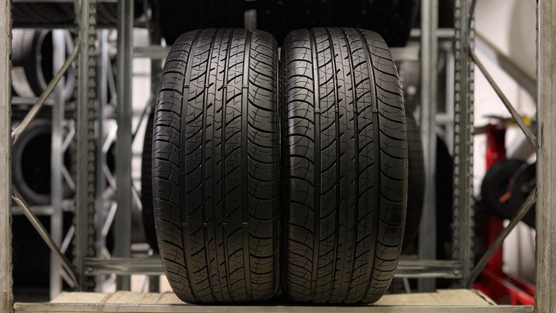 Cooper CS4 Touring Plus 235/55R18 100 V Летние шины