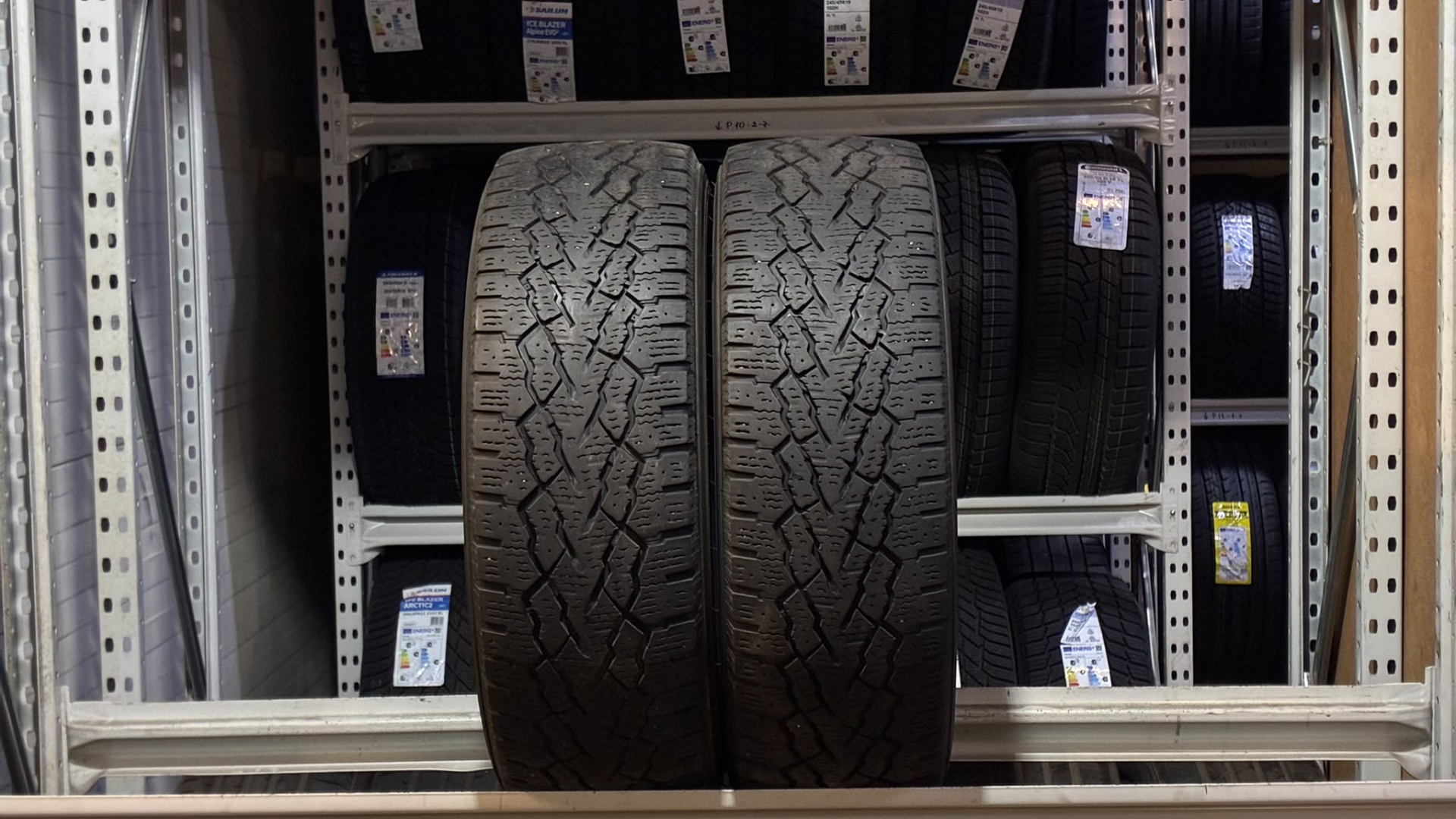 Kumho CW11 215/65R16C 109/107 R