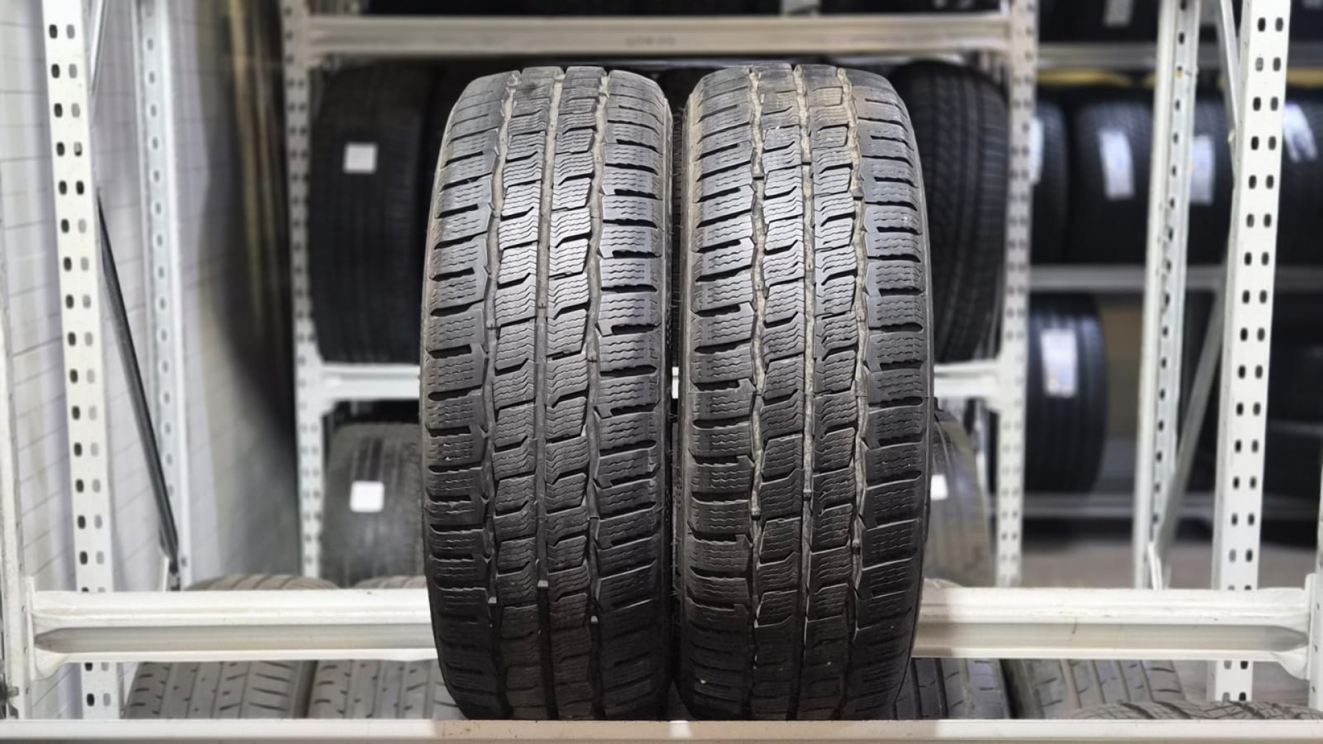 Kumho Winter PorTran CW51 215/65R16C 109/107 R Ламельные шины