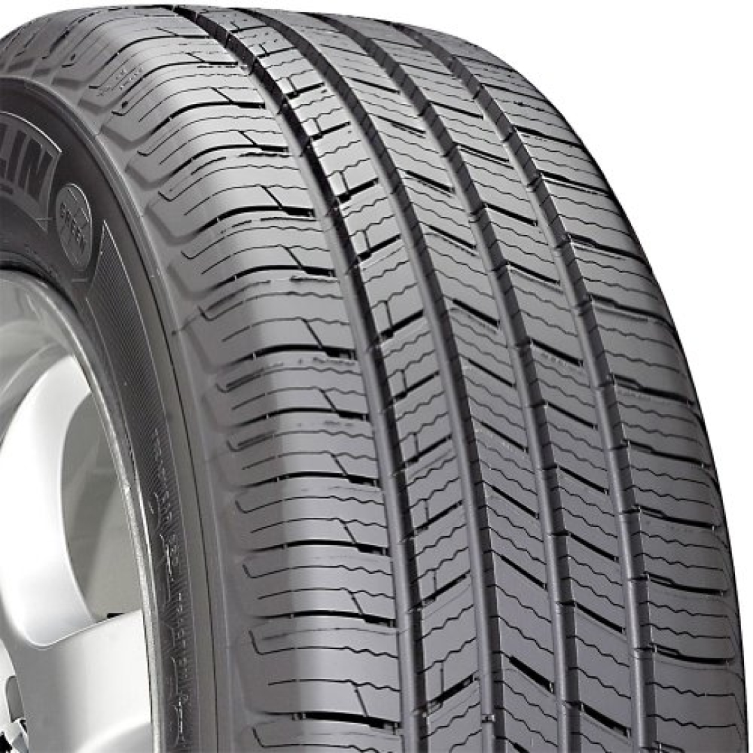 Michelin DEFENDER XT 205/70R15 96 T Летние шины