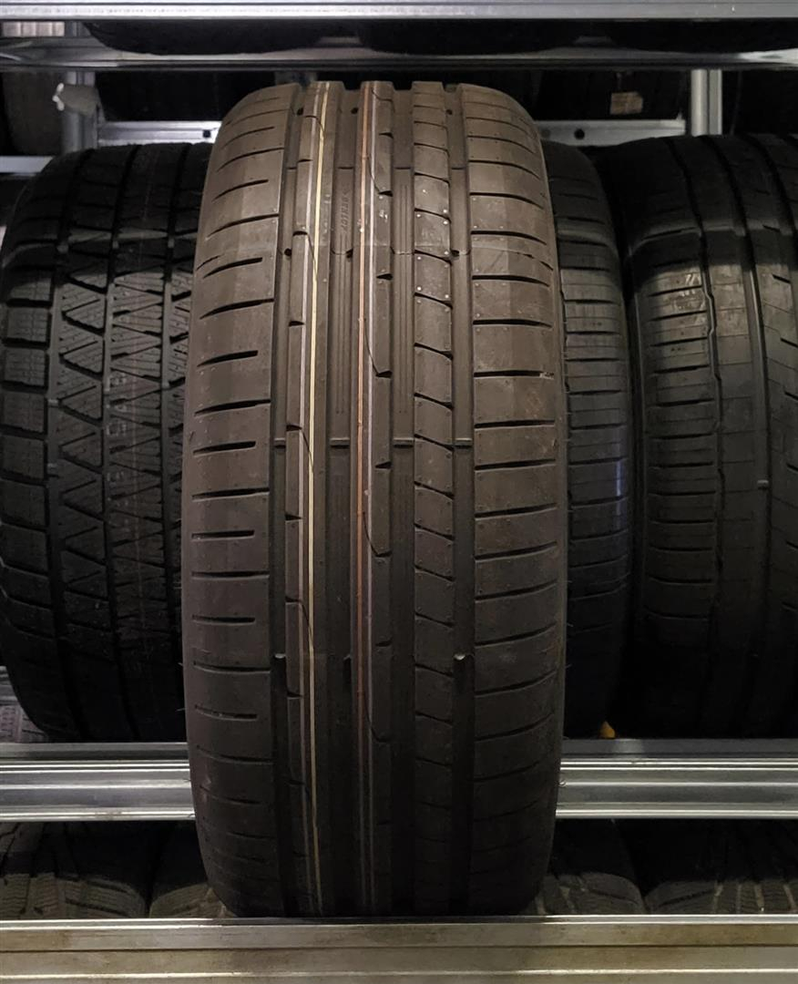 Dunlop Sport Maxx Rt2 225/40R18 92 Y