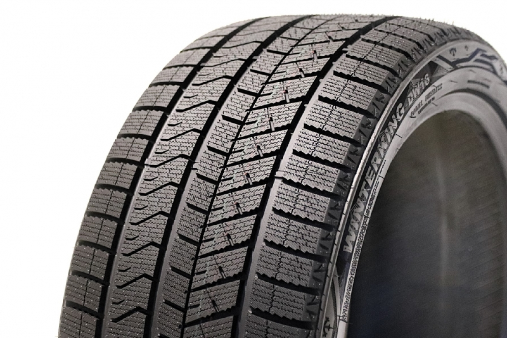 Double Star DW16 265/40R22 99 T Friction tires