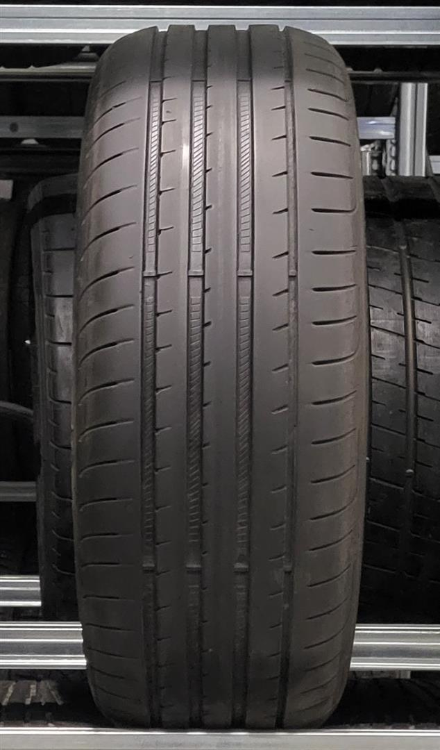Goodyear Eagle F1 Asymmetric 3 225/45R19 96 W *