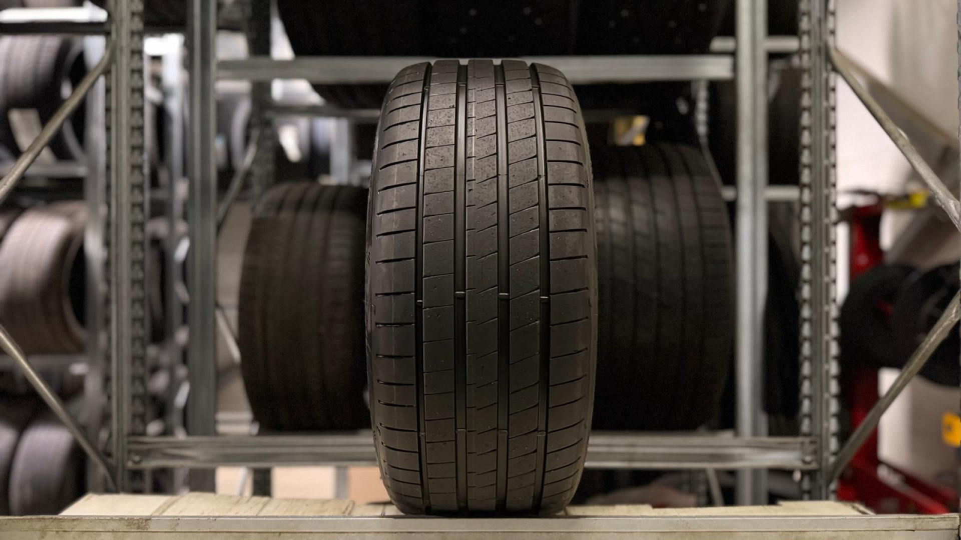 Goodyear Eagle F1 Asymmetric 6 245/40R19 98 Y Летние шины