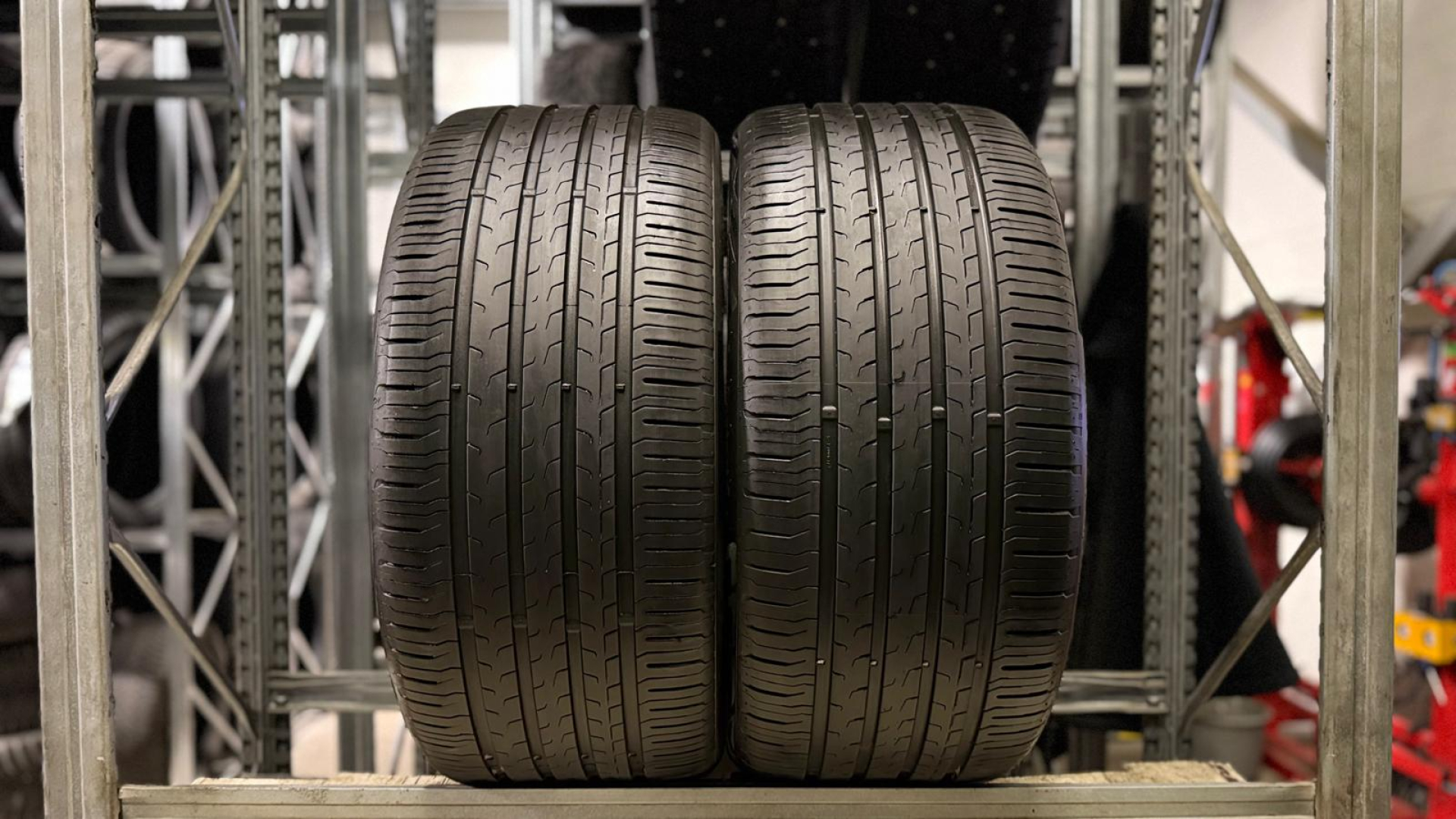 Continental EcoContact 6 275/35R22 104 Y * Summer tires