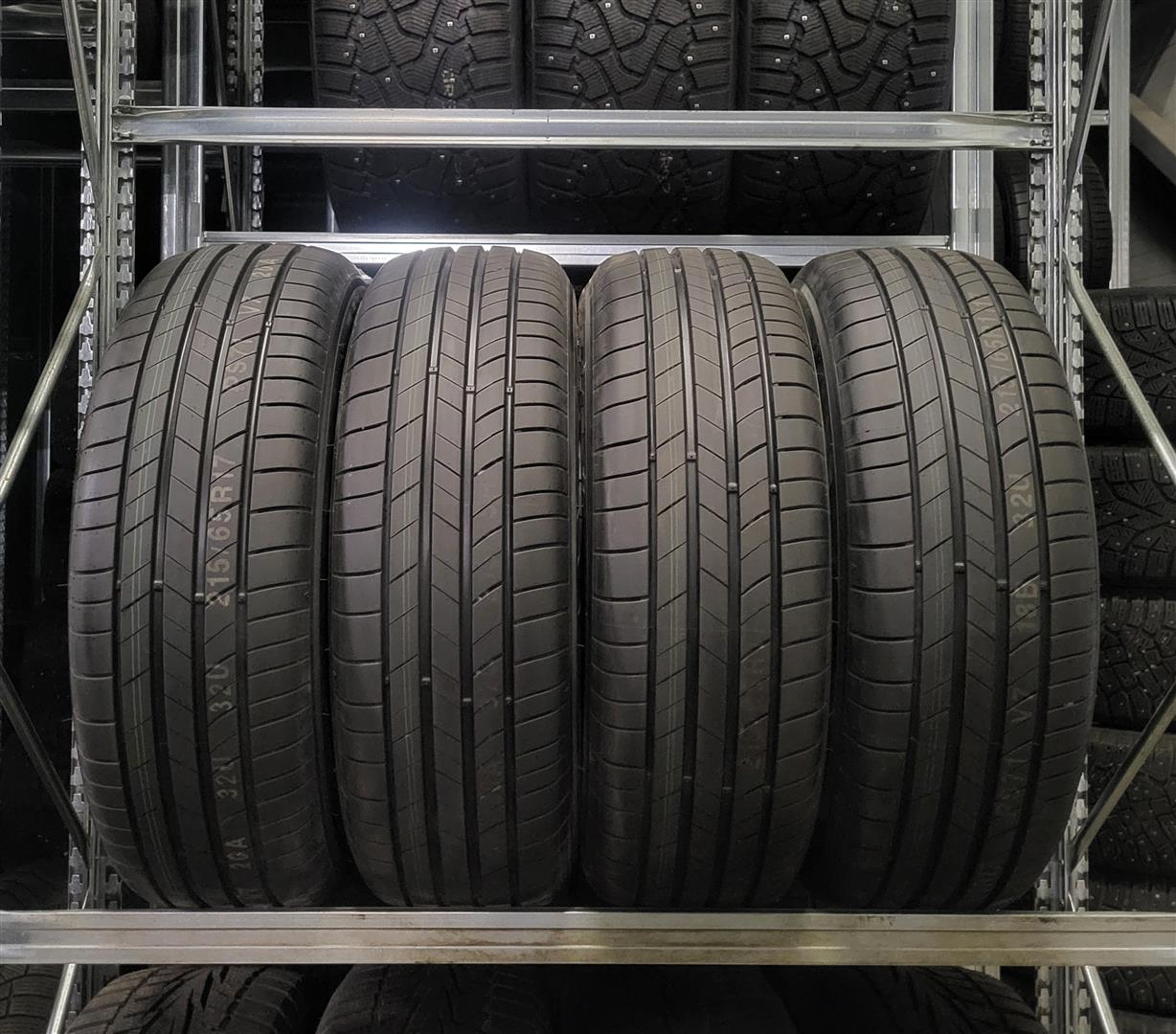 Kumho ECSTA PS71 (DEMO) 215/55R18 95 V Summer tires