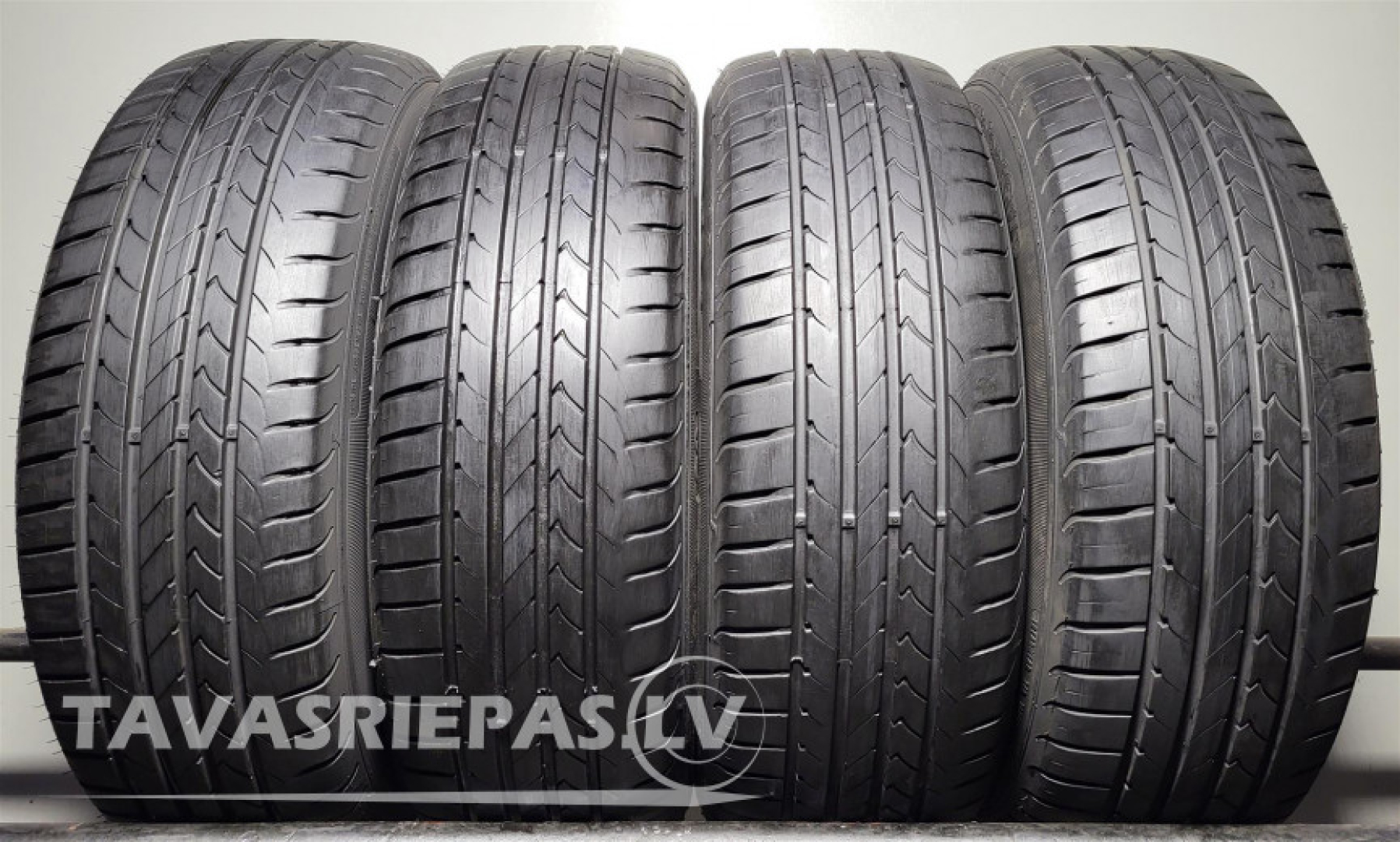 Goodyear Efficient Grip 185/65R15 92 H Летние шины