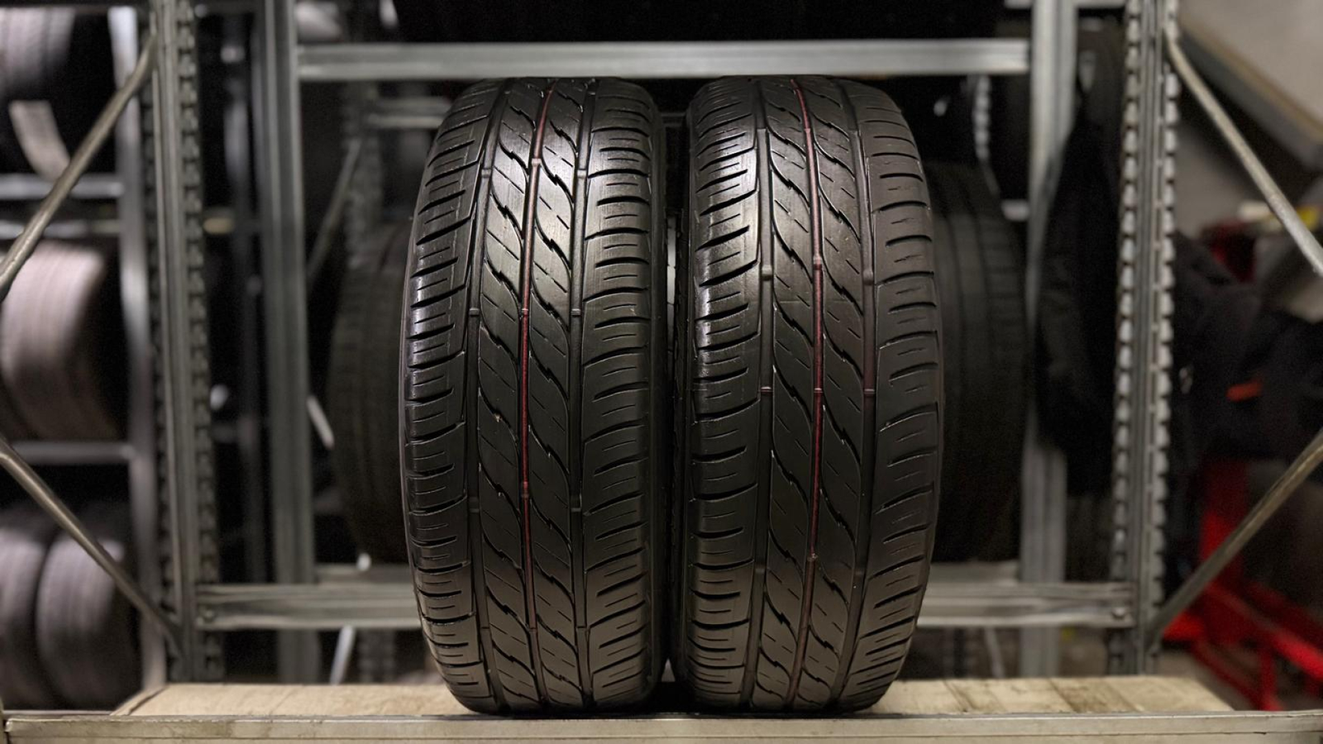 Firestone Firehawk TZ200 205/65R15 94 V Suverehvid