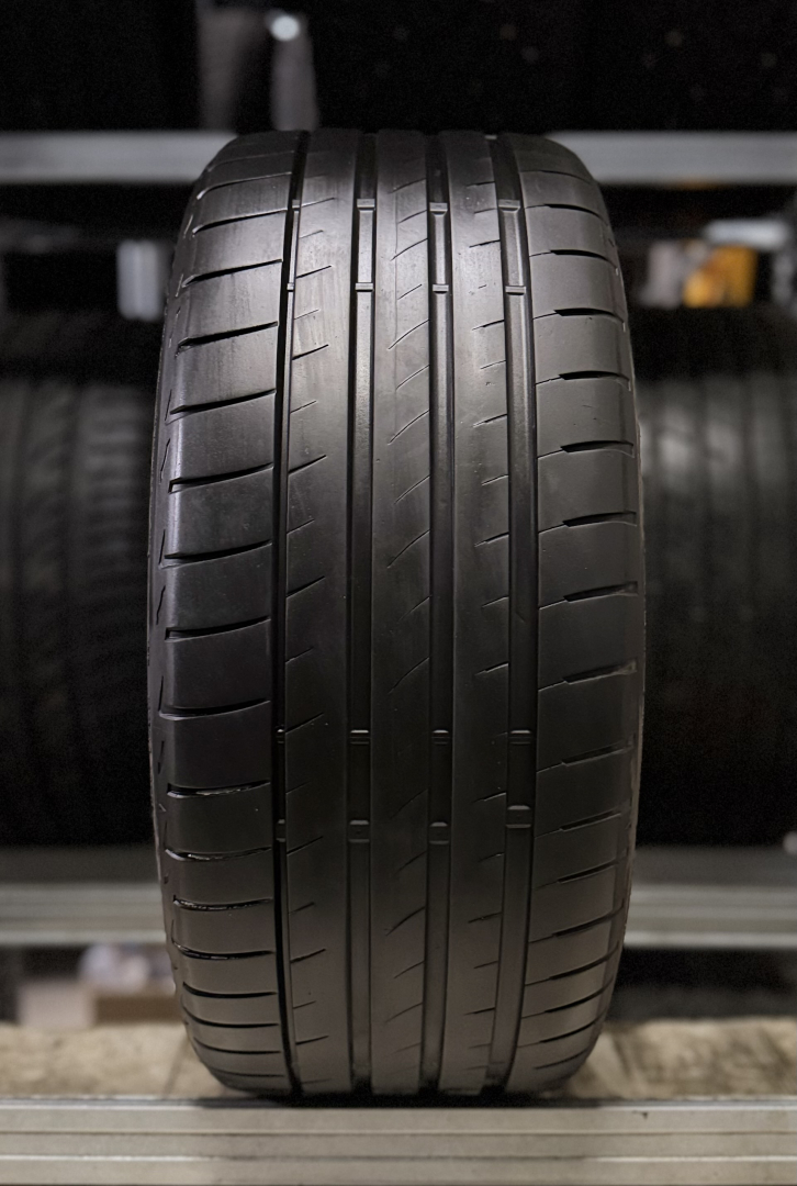 Firestone Firehawk Sport 235/35R20 92 Y