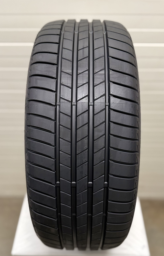 Firestone Roadhawk 2 225/55R19 99 V