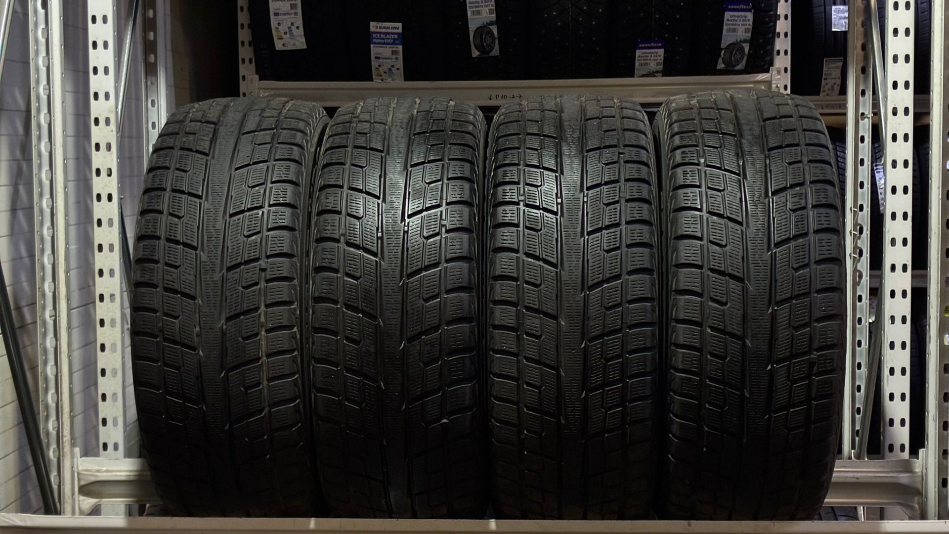 Yokohama GEOLANDAR I/T-S G073 235/55R18 100 Q Ламельные шины