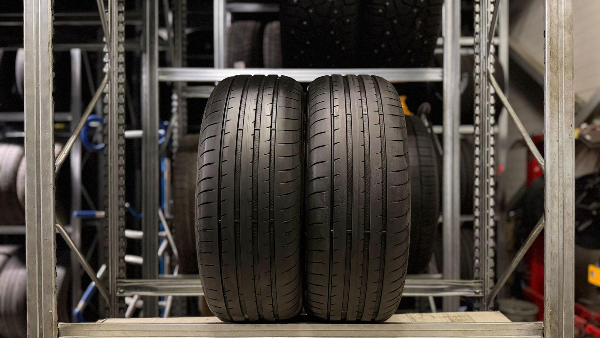 Goodyear Eagle F1 Asymmetric 3 225/45R19 96 W *